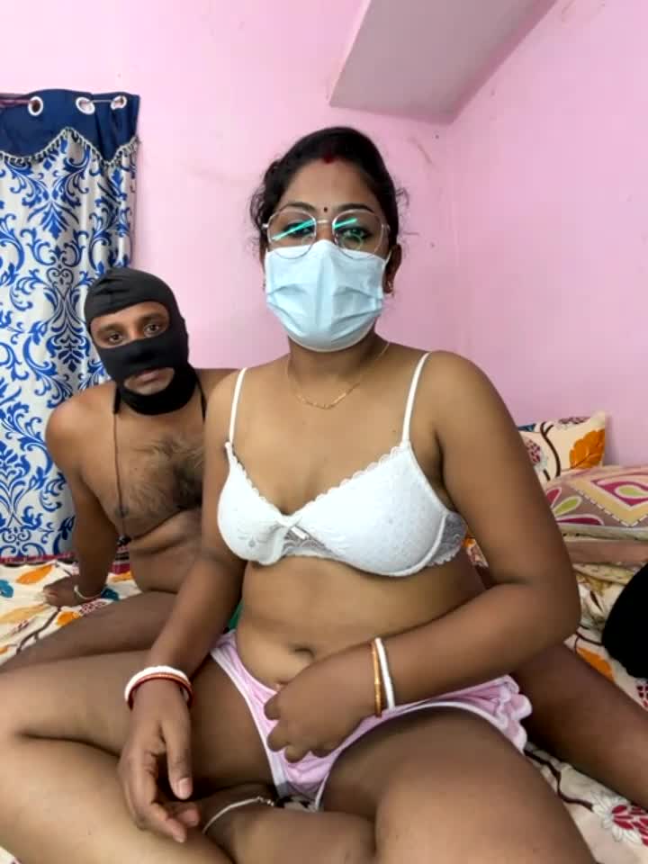 Lovlycouple1 cam recording