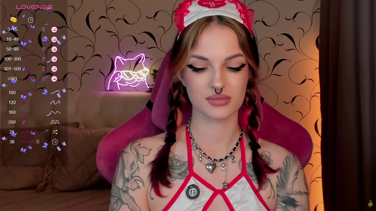 bratziedarsie - Stripchat webcam show • Wednesday, September 3, 2025 #Piercing #Corset #Young22+