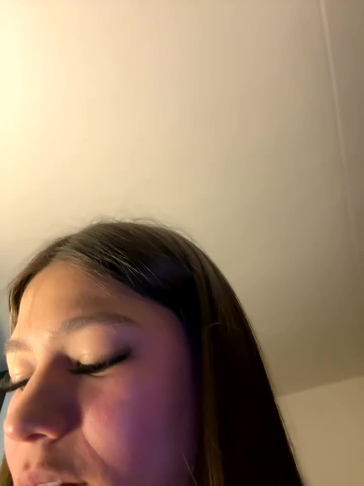 Alyshanon18 cam recording
