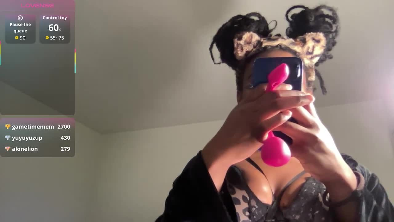 maskedgirl5005