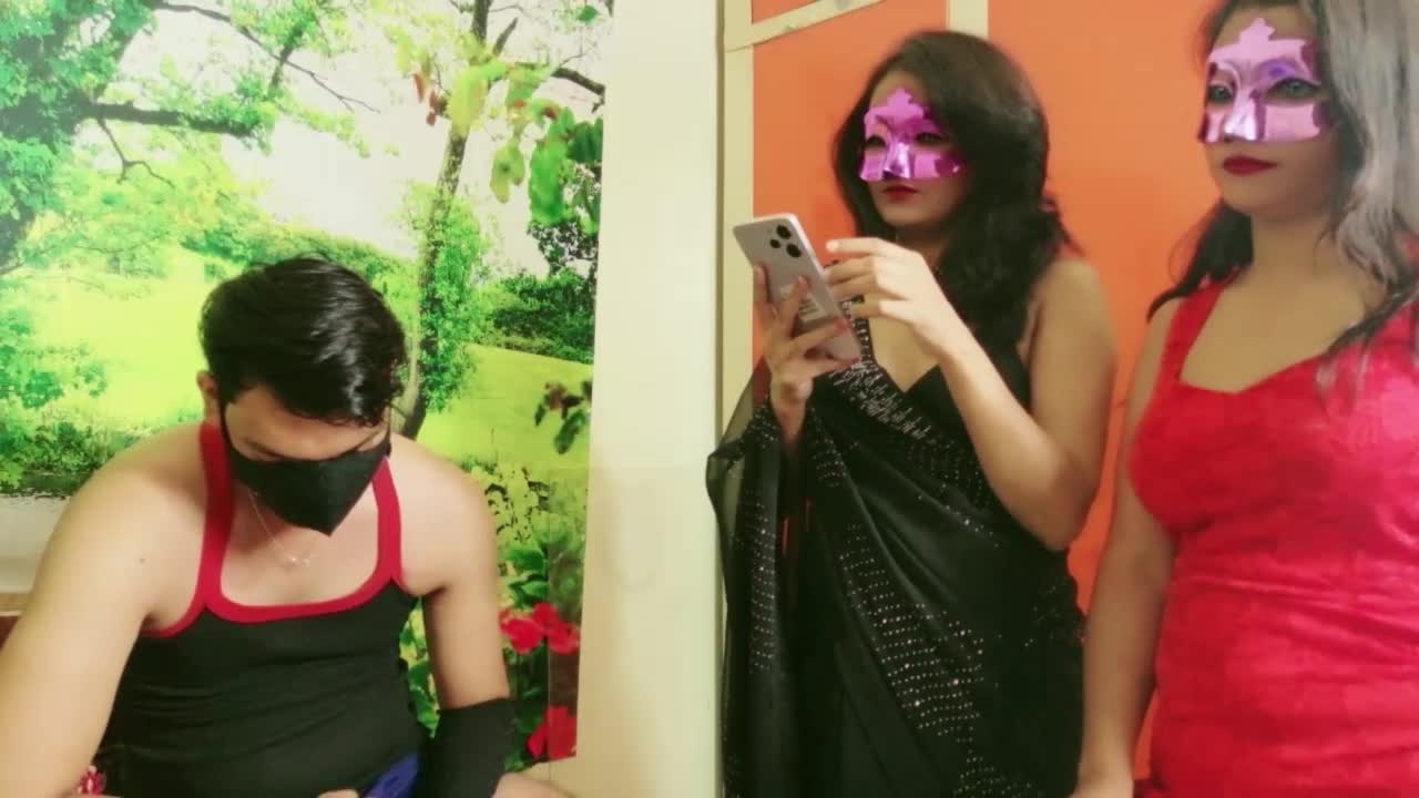 Indian_wife_mona_